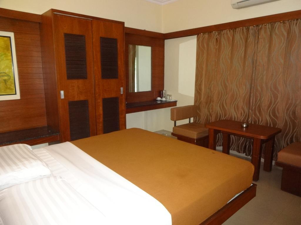 Sheetal Residency Hotell Bangalore Exteriör bild
