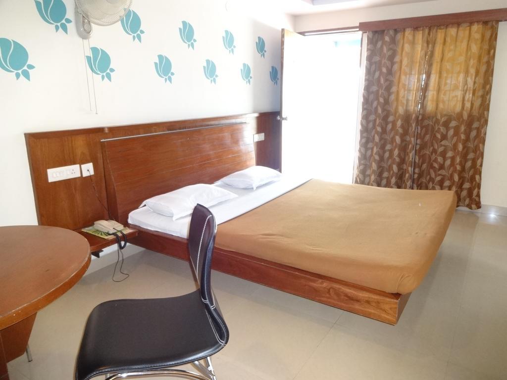 Sheetal Residency Hotell Bangalore Exteriör bild